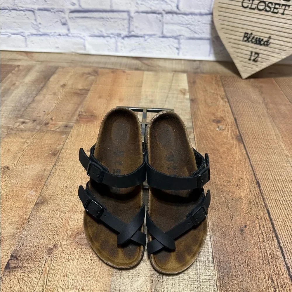 Birkenstock Mayari Sandals – Kids EU 32 / US 1 (Narrow Width) – Black
